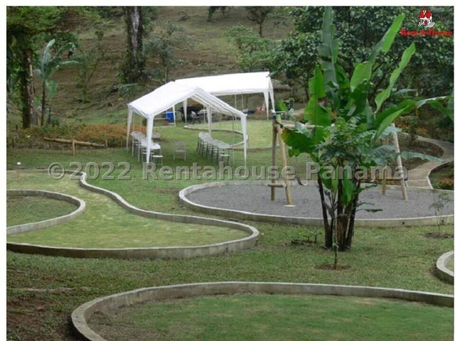 Commercial Property for Sale in Sora Panamá Province 07032